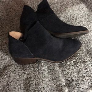 Lucky brand blue suede ankle boots